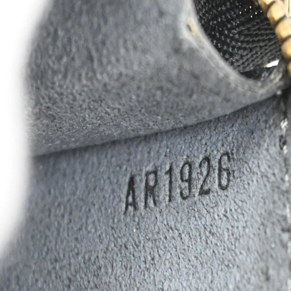 LOUIS VUITTON LV Pochette Accessoires Hand Bag Epi Leather Black M52942 31KB270 - Picture 4 of 14